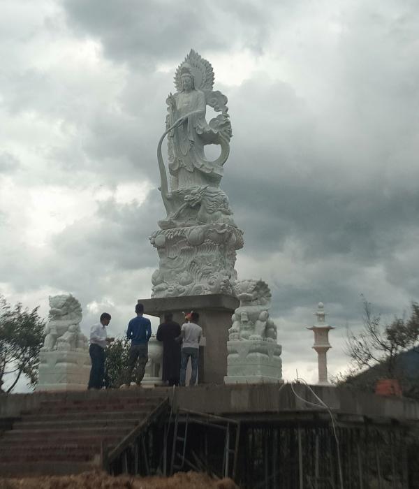 hình ảnh thực tế Tượng Phật đá Non Nước Đà Nẵng